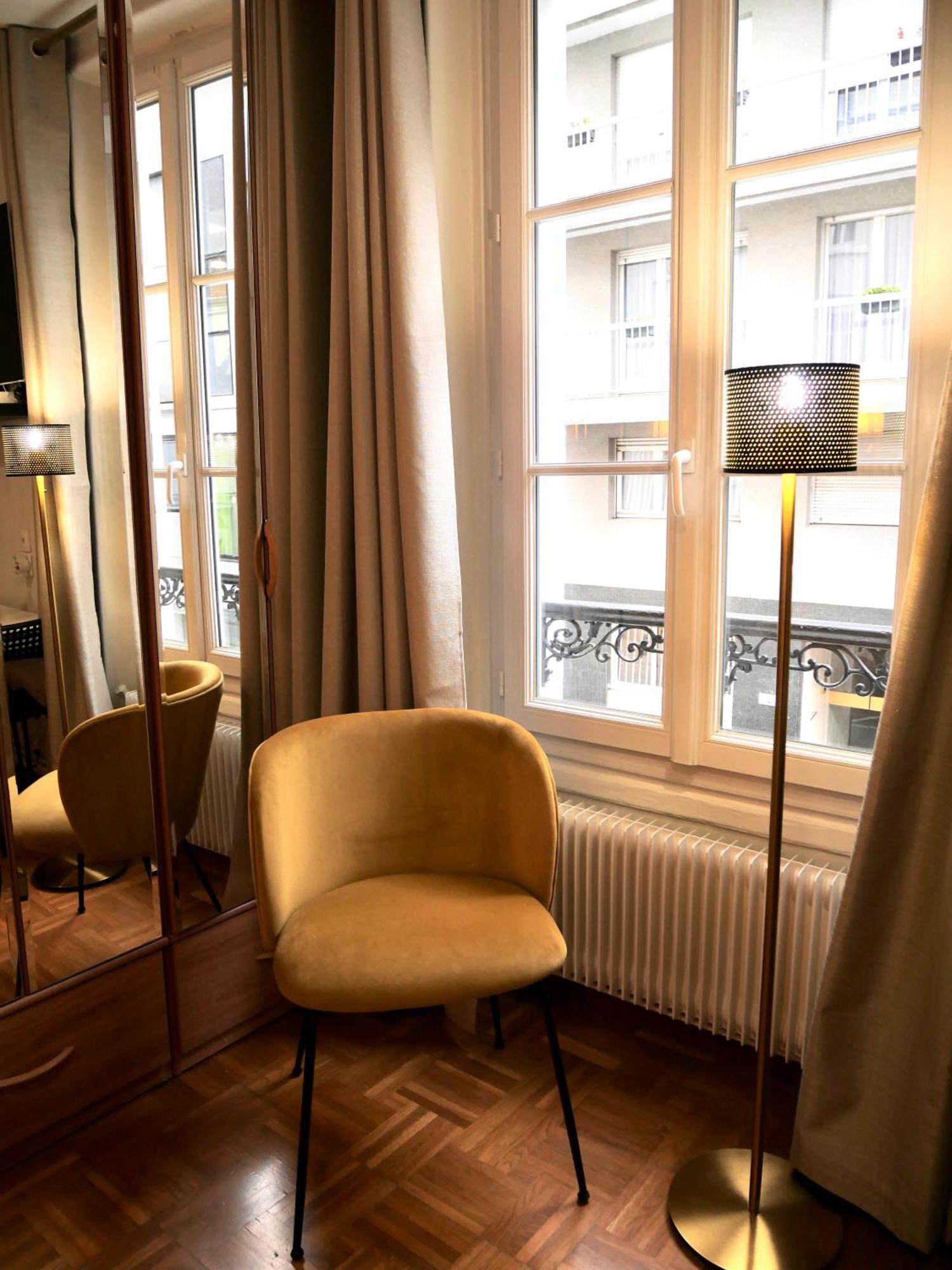 Joli Appartement A Cote De La Tour Eiffel, Javel Et De Paris Expo Kültér fotó